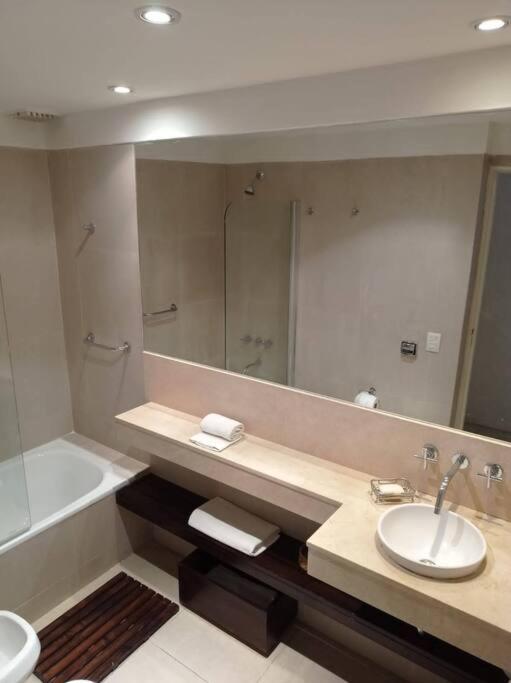 Apartamento Luminoso Y Acogedor Departamento En Recoleta Ciudad Autónoma de Ciudad Autónoma de Buenos Aires Exterior foto
